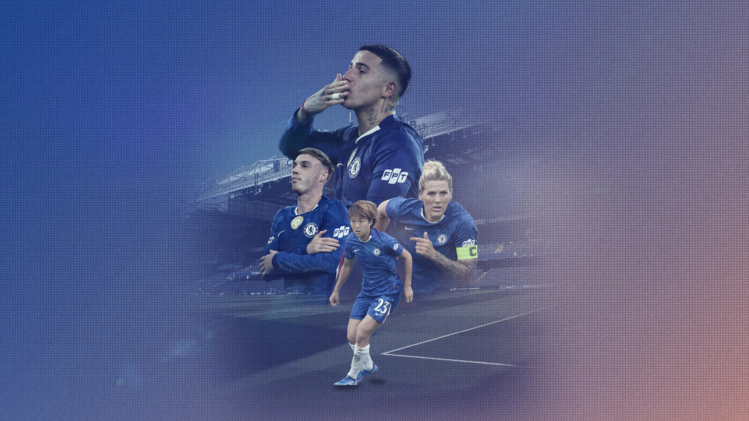 Игроки Chelsea с логотипом FPT на рукаве формы 2025/26.
