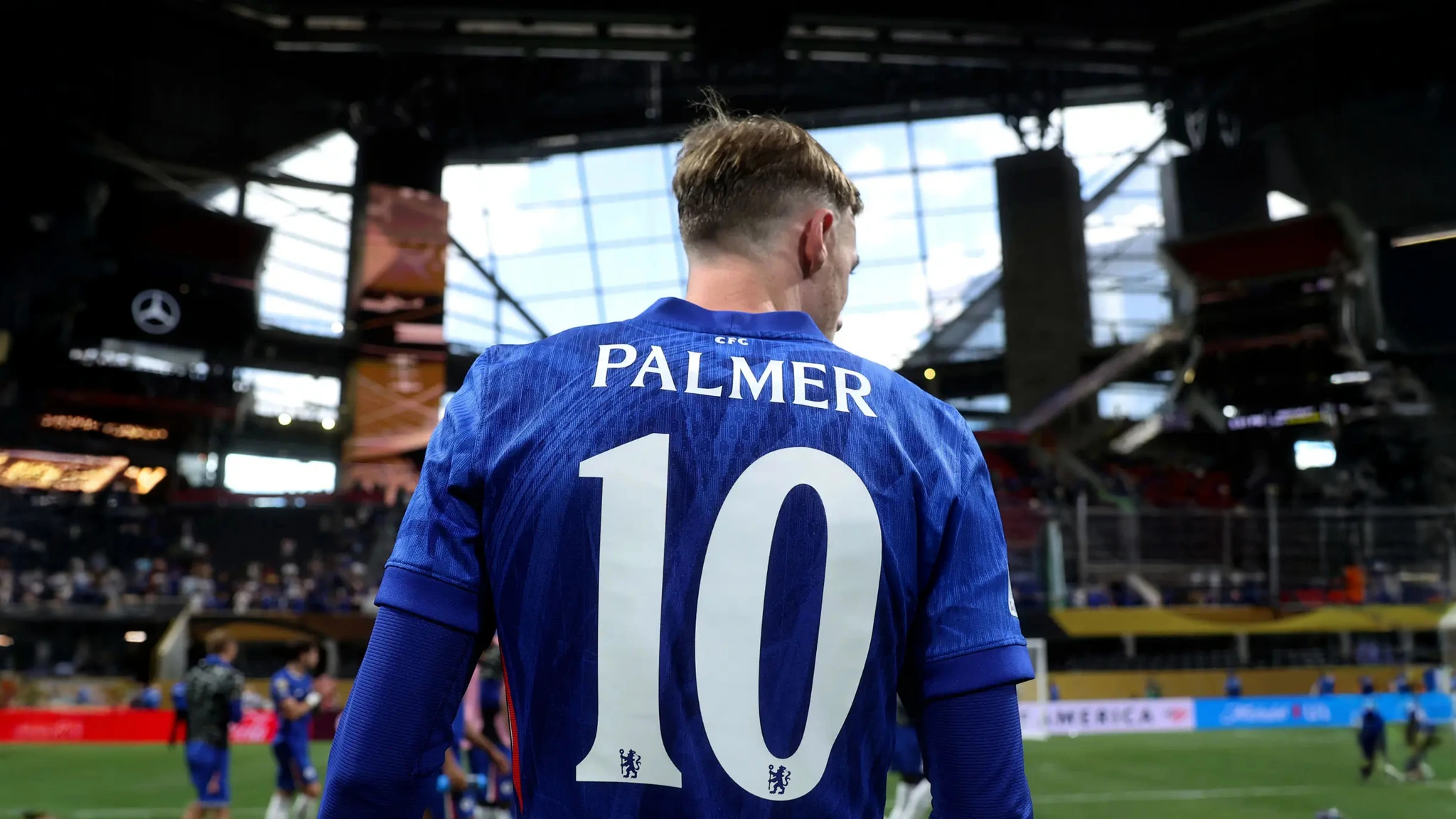 Коул Палмер: фамилия Palmer и номер 10 в типографике Chelsea × F37.